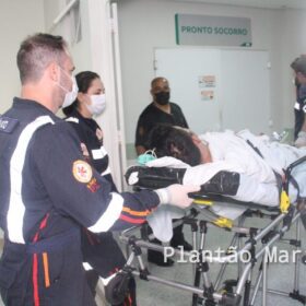 Fotos de Homem é esfaqueado por vigilante noturno e populares queimam moto do suspeito em Maringá