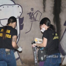 Fotos de Homem é executado com nove tiros em Sarandi 