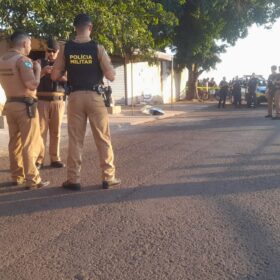 Fotos de Homem é executado com vários tiros em Sarandi