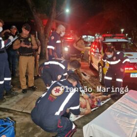Fotos de Homem é socorrido após ser esfaqueado em Maringá