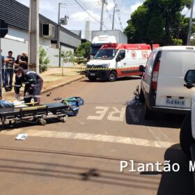 Fotos de Idoso tem perna amputada após acidente entre carro e moto em Maringá; uma mulher também fica ferida