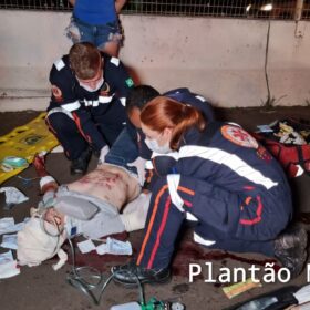 Fotos de Motociclista sofre ferimentos graves após bater em carro capotado na rodovia PR-323 em Paiçandu 