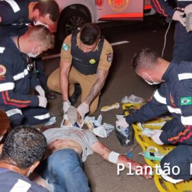 Fotos de Motociclista sofre ferimentos graves após bater em carro capotado na rodovia PR-323 em Paiçandu 