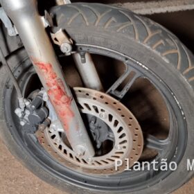 Fotos de Motociclista sofre ferimentos graves após bater na traseira de caminhão em Maringá
