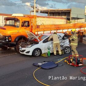 Fotos de Mulher é socorrida com ferimentos após colisão na rodovia BR-376, entre Marialva e Sarandi