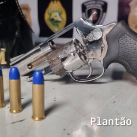 Fotos de Polícia Militar prende dupla armada e evita possível homicídio em Maringá