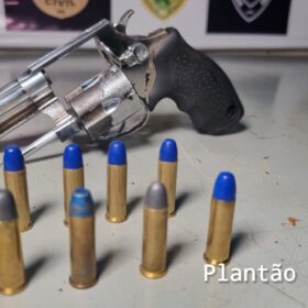 Fotos de Polícia Militar prende dupla armada e evita possível homicídio em Maringá