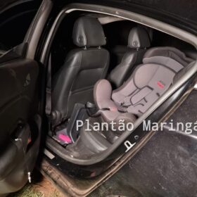 Fotos de Bandidos usam máscaras de La casa de papel para roubar veículo em Maringá