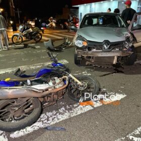 Fotos de Câmera registra acidente que deixou motoboy em estado grave em Maringá