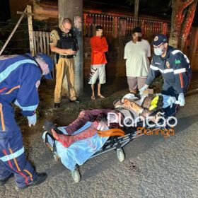 Fotos de Criminoso se passa por cliente e esfaqueia mototaxista durante assalto em Sarandi