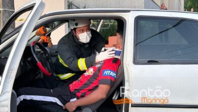 Fotos de Duas pessoas ficaram feridas após colisão traseira em Maringá 