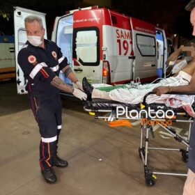 Homem é atingido por três facadas durante briga de bar em Maringá Foto 1 Fotos de Homem é atingido por três facadas durante briga de bar em Maringá