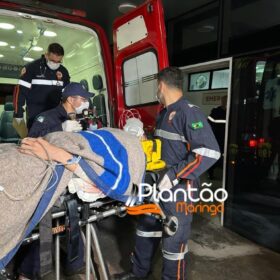 Fotos de Motociclista perde o controle, e moto 'voa' por cima de barranco em Sarandi