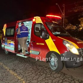 Fotos de Motociclista tenta desviar de buraco e bate de frente com carro, em Maringá