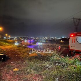 Fotos de Ao perder o controle da motocicleta, homem cai em ribanceira em Maringá
