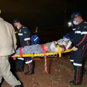 Fotos de Ao perder o controle da motocicleta, homem cai em ribanceira em Maringá