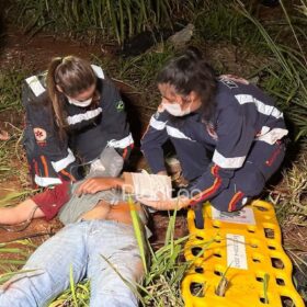 Fotos de Ao perder o controle da motocicleta, homem cai em ribanceira em Maringá