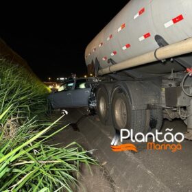 Fotos de Carro desgovernado prensa caminhoneiro contra carreta em Maringá, a vítima morreu na hora