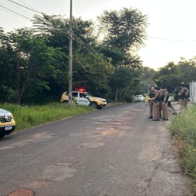 Fotos de Feto é encontrado em pote de creme para cabelos em Mandaguaçu