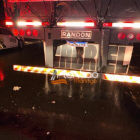 Fotos de Funcionária da Santa Casa é intubada após bater em carreta estacionada em Maringá
