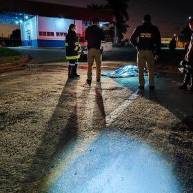 Fotos de Homem é executado a tiros durante a madrugada em Mandaguaçu