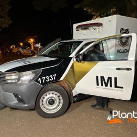 Fotos de Homem vai atender chamado na porta de casa e é assassinado a tiros