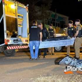 Homem vai atender chamado na porta de casa e é assassinado a tiros Foto 1 Fotos de Homem vai atender chamado na porta de casa e é assassinado a tiros