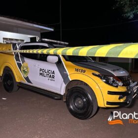 Fotos de Homem vai atender chamado na porta de casa e é assassinado a tiros