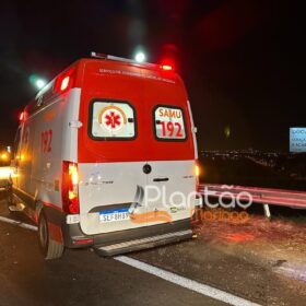 Fotos de Homem fica ferido após queda de moto em Maringá