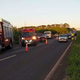 Fotos de Moça que foi ejetada de veículo em acidente na rodovia BR-376, em Maringá morre no hospital