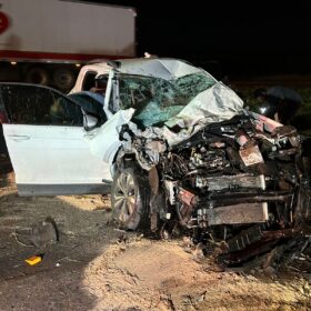 Fotos de Moça que foi ejetada de veículo em acidente na rodovia BR-376, em Maringá morre no hospital