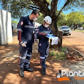 Fotos de Pintores são intoxicados por tinta dentro de caixa d'água em Maringá