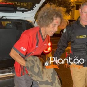 Fotos de Suspeito de matar jovem a pedradas em Sarandi, é preso ao passar na frente do velório com a blusa e uma corrente da vítima 