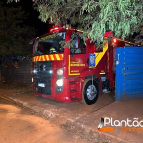Trabalhador é resgatado após ficar com pé preso em caminhão betoneira em Maringá Foto 1 Fotos de Trabalhador é resgatado após ficar com pé preso em caminhão betoneira em Maringá