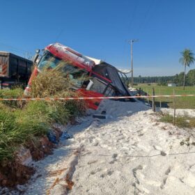 Fotos de Identificado trabalhador que morreu em trágico acidente envolvendo duas carretas