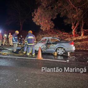 Fotos de Carro explode após batida e motorista morre carbonizado em Maringá