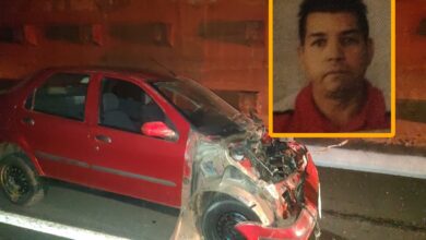 Fotos de Condutor morre após ser ejetado de veículo durante capotamento em Mandaguaçu