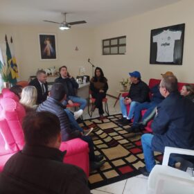 Fotos de Delegado Jacovós e Deputado Giacobo promovem reunião regional do PL em Apucarana