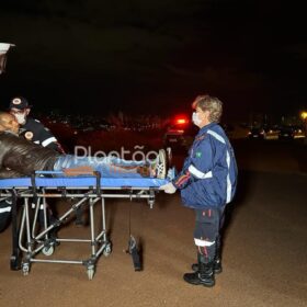 Homem com mandado de prisão em aberto é baleado e preso após atacar e tentar tomar arma de policial feminina em Maringá Foto 1 Fotos de Homem com mandado de prisão em aberto é baleado e preso após atacar e tentar tomar arma de policial feminina em Maringá