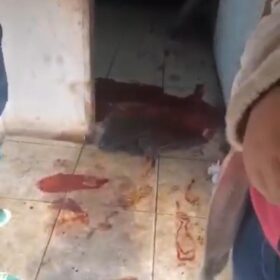 Fotos de Homem é intubado e socorrido em estado grave após ser espancado dentro de casa em Maringá 