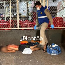 Fotos de Homem é socorrido em estado grave após ser esfaqueado em Maringá