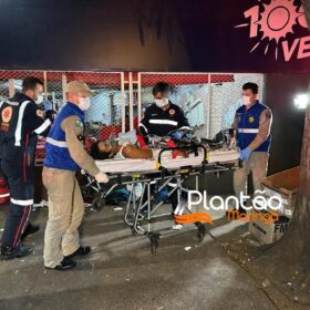 Fotos de Homem é socorrido em estado grave após ser esfaqueado em Maringá