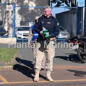 Motociclista que entregava drogas no ‘delivery’ sofre acidente e acaba preso em Maringá Foto 1 Fotos de Motociclista que entregava drogas no ‘delivery’ sofre acidente e acaba preso em Maringá