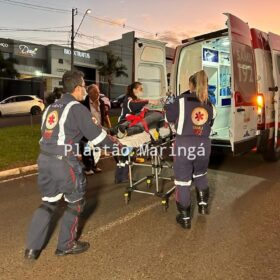 Fotos de Câmera registra mulher caindo da carroceria de caminhonete em Maringá; a vítima morreu logo após dar entrada no hospital