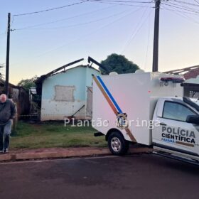 Fotos de Mulher morre carbonizada após incêndio em residência