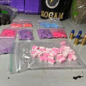 Fotos de Rocam localiza distribuidora de drogas e apreende mais de meio milhão de reais em entorpecentes em Sarandi