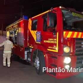 Fotos de Câmeras de segurança mostram veículo capotando e invadindo empresa, em Maringá