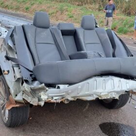 Fotos de Dentista morre após carro ficar destruído em acidente na BR-376 