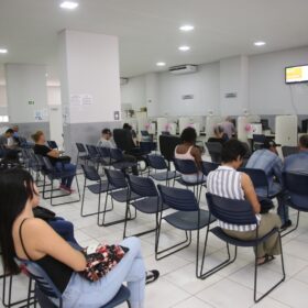 Com mais de 300 oportunidades, Prefeitura realiza mutirão de empregos para jovens Foto 1 Fotos de Com mais de 300 oportunidades, Prefeitura realiza mutirão de empregos para jovens