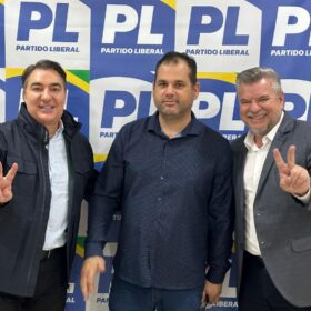 Fotos de Delegado Jacovós e Deputado Giacobo promovem Encontro Regional do PL em Maringá